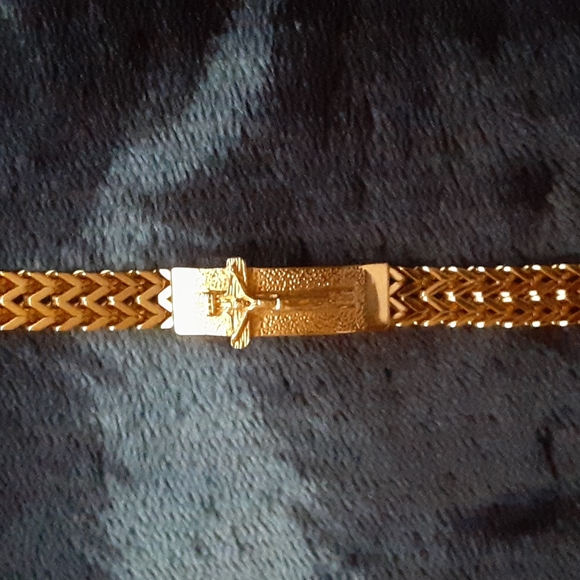 Jesus piece necklace and Jesus Christ bracelet - Picture 6 of 6